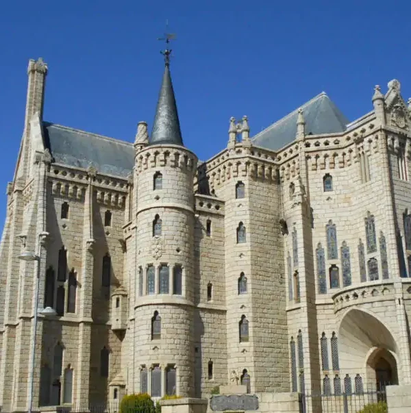 Wanderreise Jakobsweg – Von Astorga nach Santiago: Bischofspalast in Astorga