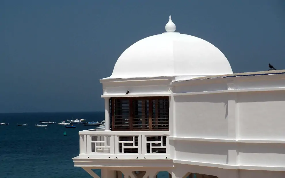 Mietwagenrundreise Andalusien: Playa de la Caleta in Cádiz