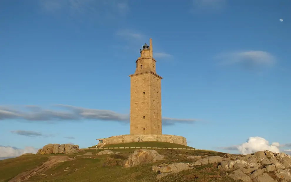 Mietwagenrundreise Galicien: Torre de Hércules in A Coruña