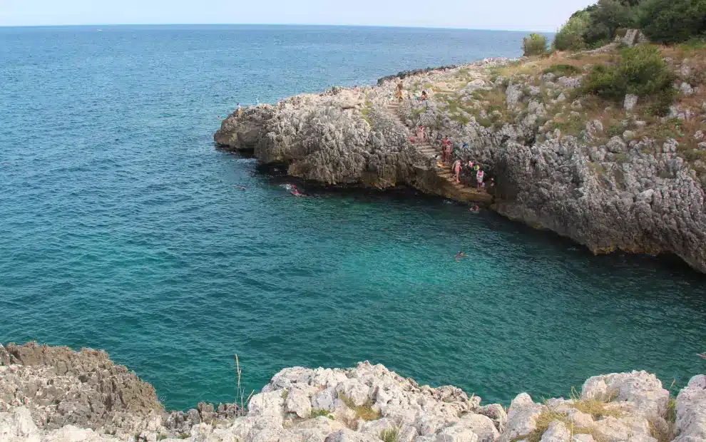 Wanderreise Küstenwandern in Apulien: Badebucht am Wanderweg