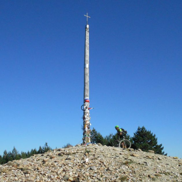 Jakobsweg in 4 Wochen: Cruz de Ferro auf dem Jakobsweg in Spanien