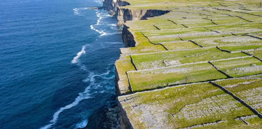 Dun Aonghasa, Dun Aengus, Inishmore, Aran Islands, County Galway / © Failte Ireland / Tourism Ireland / Courtesy Gareth McCormack/garethmccormack