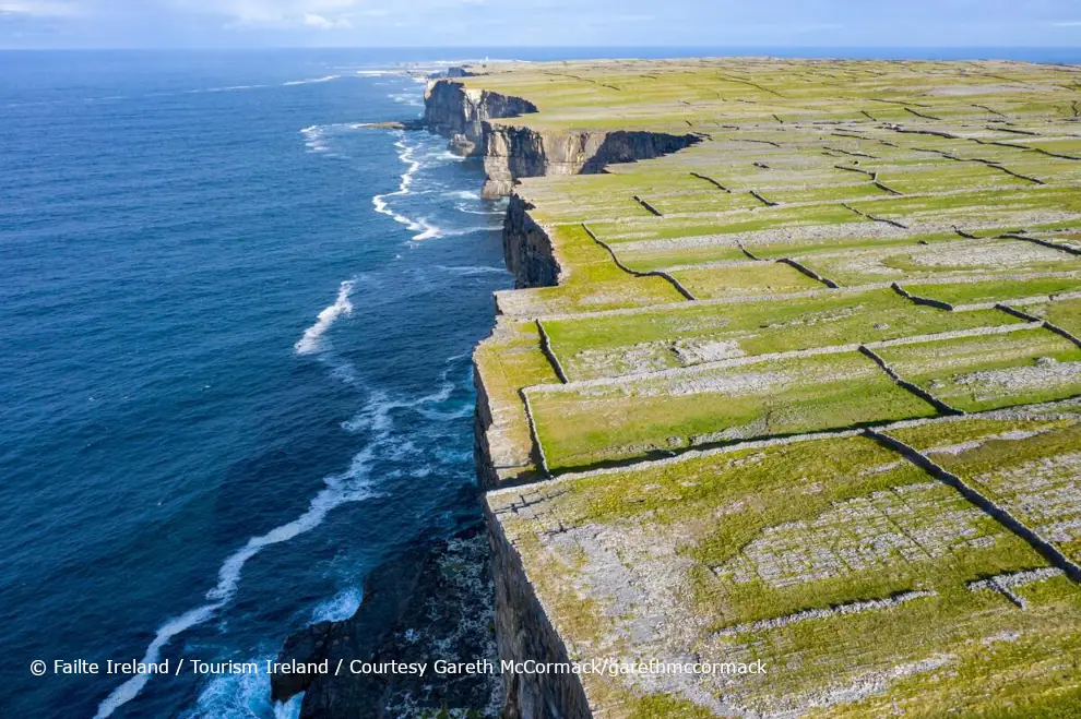Dun Aonghasa, Dun Aengus, Inishmore, Aran Islands, County Galway / © Failte Ireland / Tourism Ireland / Courtesy Gareth McCormack/garethmccormack