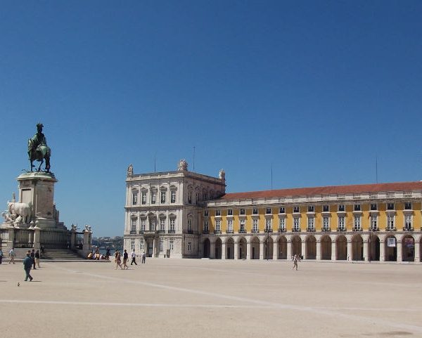 Terreiro do Paço in Lissabon