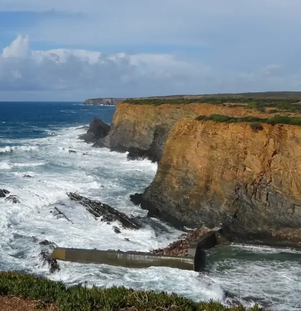 Wanderreise Fischerweg: Felsen bei Entrada da Barca