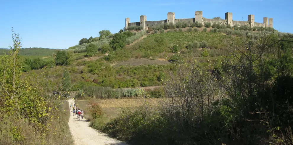 Wanderung auf der Via Francigena von Lucca nach Siena: Etappe von Gracciano nach Monteriggioni