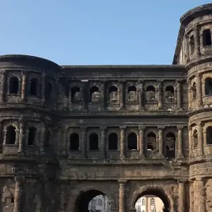 Wanderreise Moselsteig von Trier nach Bernkastel-Kues: Porta Nigra in Trier