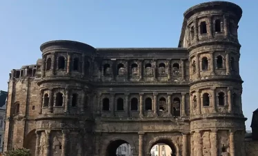 Wanderreise Moselsteig von Trier nach Bernkastel-Kues: Porta Nigra in Trier