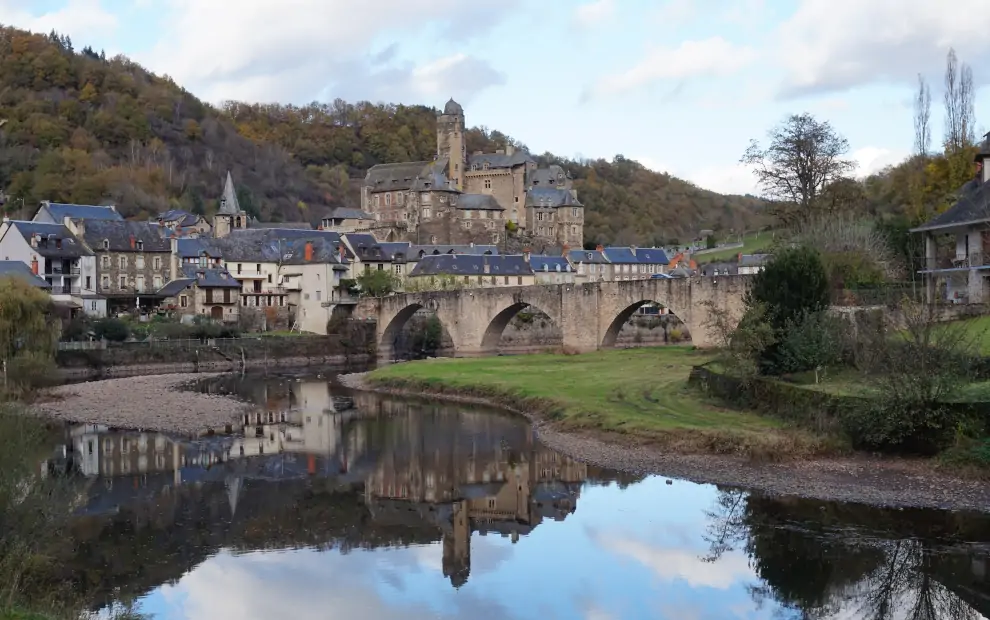 Wanderreise Jakobsweg Frankreich: Etappe von Espalion nach Estaing auf der Via Podiensis