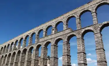 Paradores-Rundreise Spaniens Weltkulturerbe: Aquädukt von Segovia