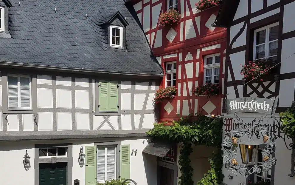 Wanderreise Moselsteig: Fachwerkhäuser in Beilstein