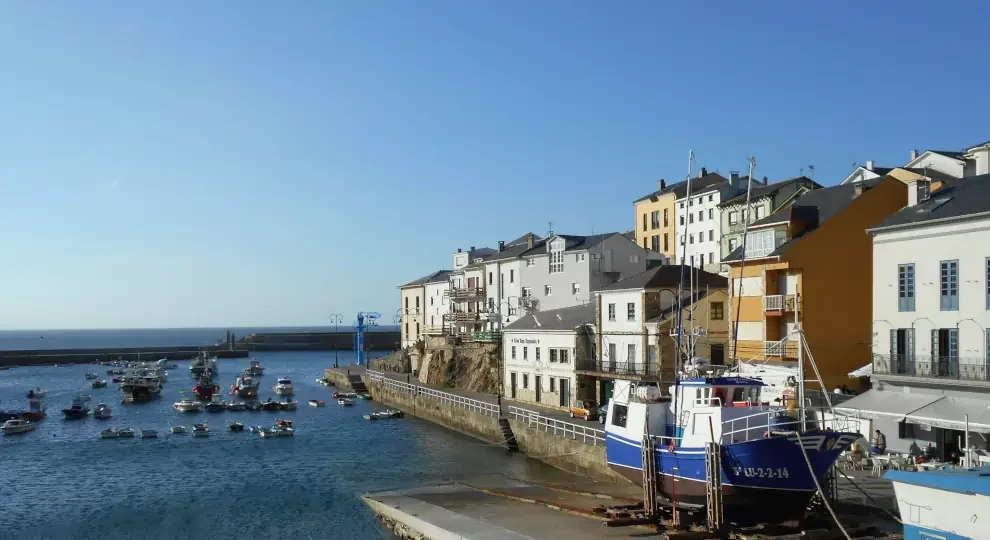 Wanderreise Camino del Norte Wanderreise Camino del Norte – Von Llanes nach Ribadeo: Hafen von Tapia de Casariego