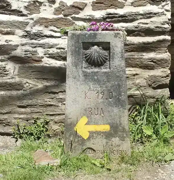 Wanderreise Camino del Norte – Von Ribadeo nach Santiago: Wegmarkierung auf dem Jakobsweg