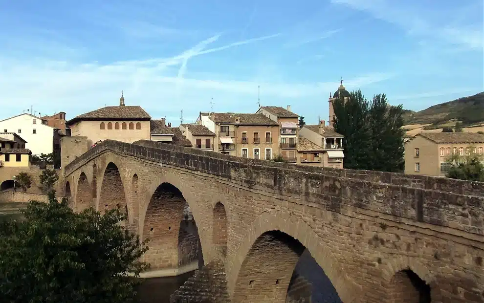 Wanderreise Jakobsweg: Brücke auf dem Jakobsweg in Puente la Reina