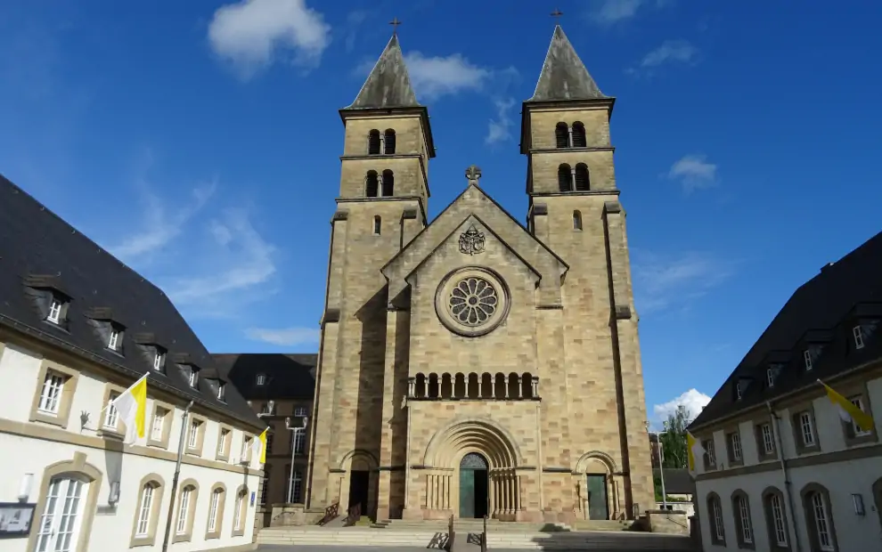 Jakobsweg von Köln nach Trier - Via Coloniensis - Abtei von Echternach