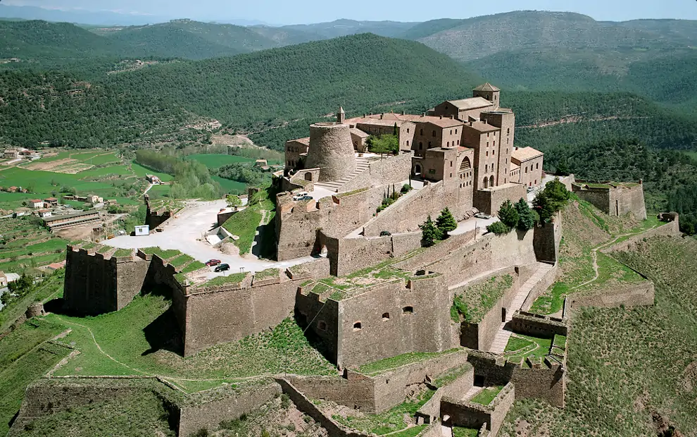 Mietwagenrundreise Katalonien: Parador de Cardona