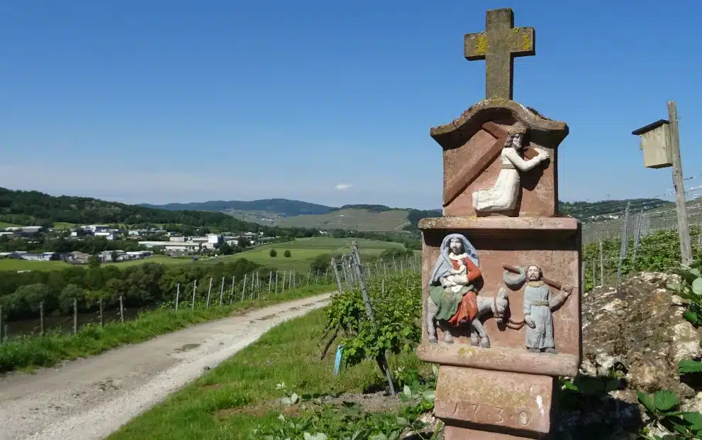 Mosel-Camino: Wegekreuz bei Lieser