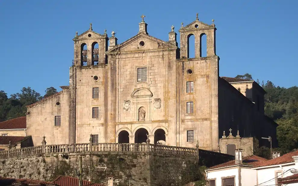 Wanderreise Jakobsweg von Baiona nach Santiago: Santiago-Kirche in Padrón