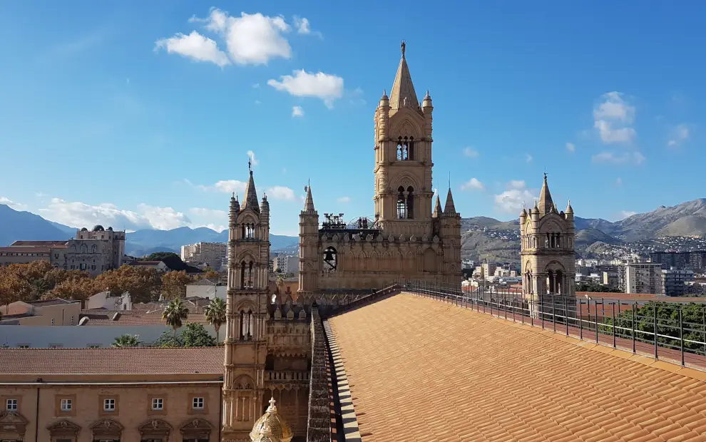 Wanderreise Sizilien - Magna Via Francigena: Dächer der Kathedrale von Palermo