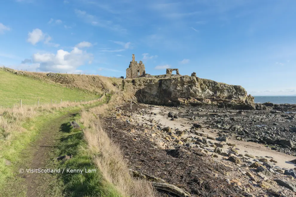 Newark Castle, © VisitScotland / Kenny Lam