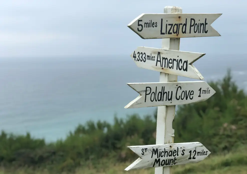 Wanderreise Cornwall: Wegmarkierung bei Lizard Point