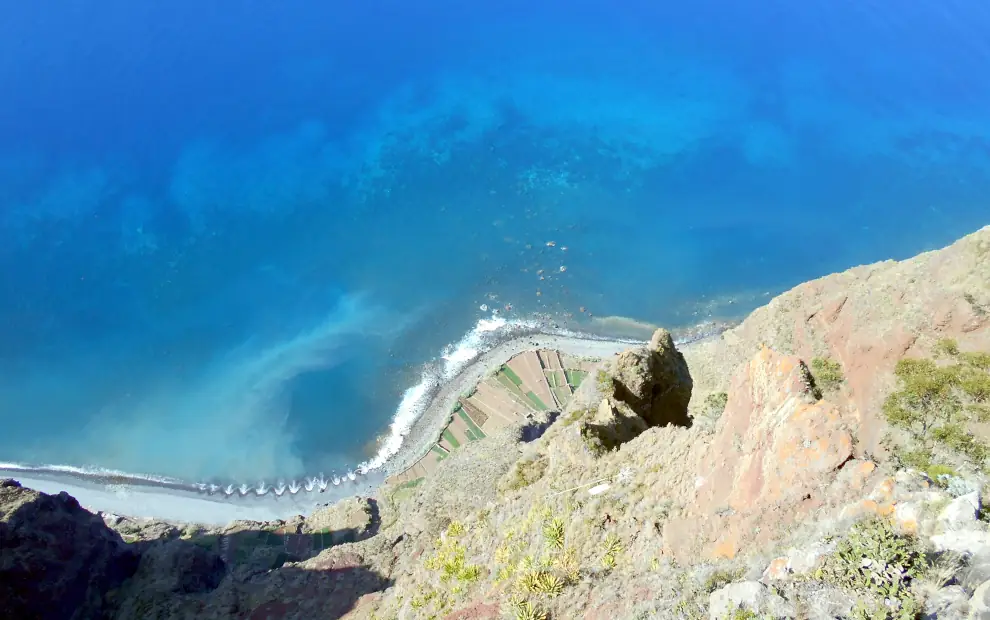 Mietwagenrundreise Madeira: Blick vom Cabo Girão