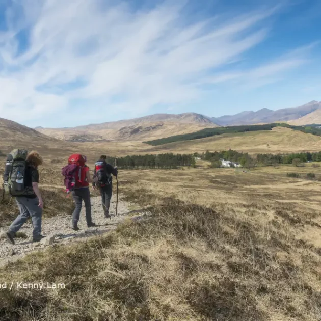 Walkers on the West Highland Way between Bridge of Orchy and Glencoe looking toward the Inveroran Hotel, © VisitScotland / Kenny Lam