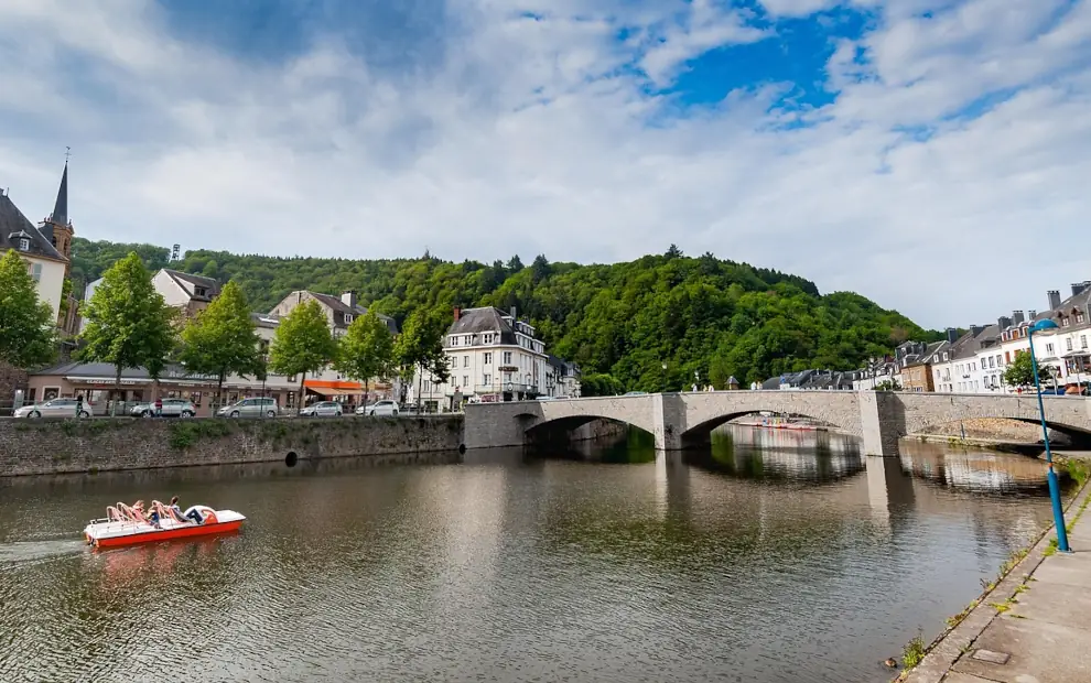 Wanderreise Ardennen: Fluss Semois in Bouillon