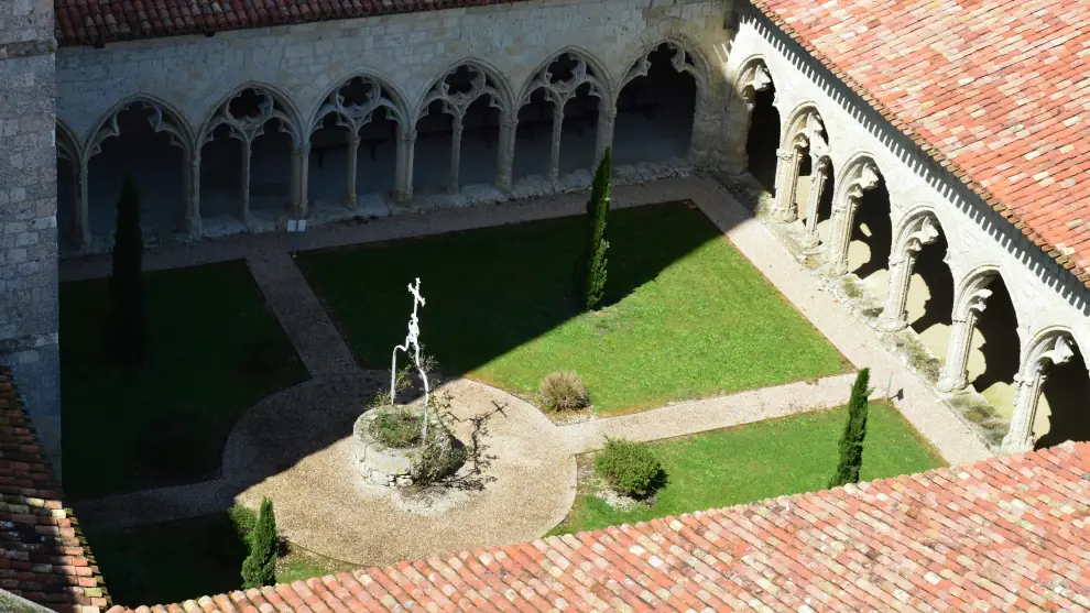 Jakobsweg Frankreich: Stiftskirche St Pierre in La Romieu