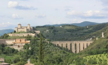 Wanderreise Franziskusweg: Blick auf Spoleto