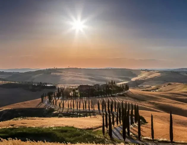 Wandern in der Toskana: Typische Landschaft in der Toskana